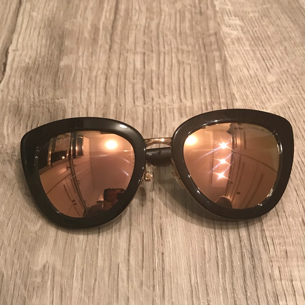 CHANEL Sunglasses